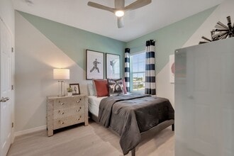 Interior Photo - Ocoee Village