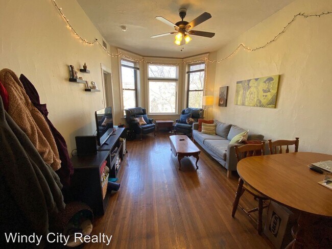 Foto del edificio - 3 br, 2 bath Apartment - 909 W Dakin St