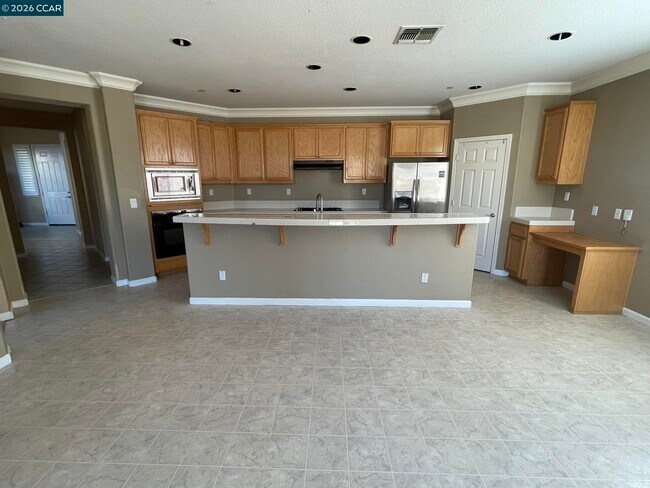 Foto del edificio - 2649 Torrey Pines Dr