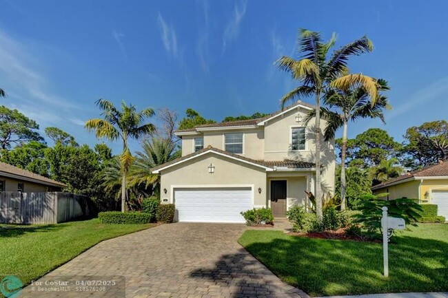 Building Photo - 495 NE Abaca Way