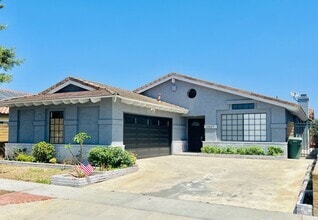 Building Photo - 13427 Reva Cir