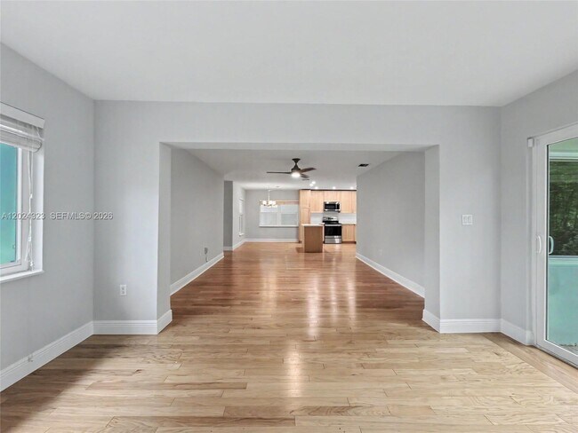 Foto del edificio - 7601 SW 64th Ct