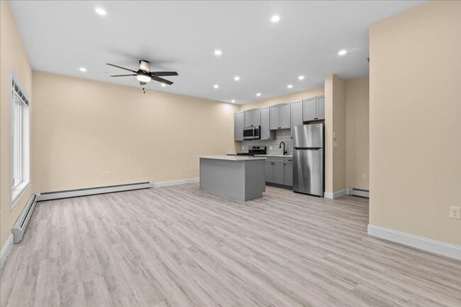 Building Photo - 86-88 North Winooski Ave