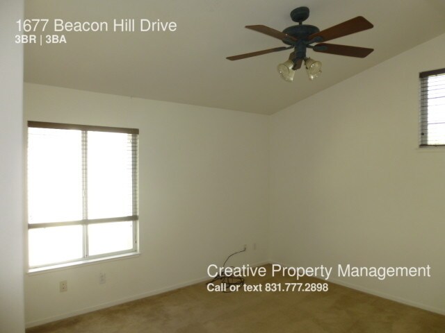 Building Photo - 1677 Beacon Hill Dr
