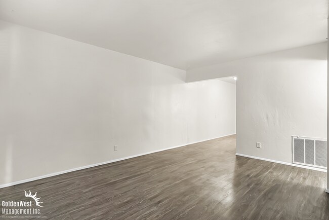Foto del edificio - Charming 2Bdm 1Ba Apartment in Phoenix - MI Special