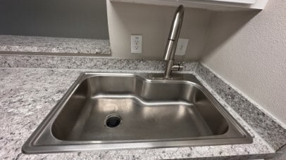 Foto principal - 7315 Brompton St