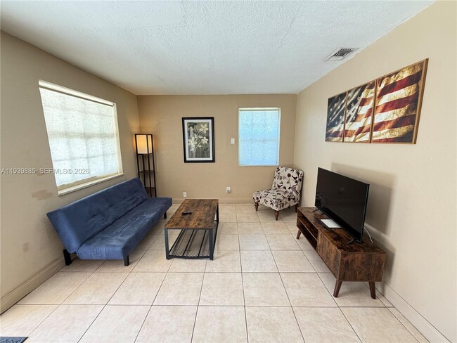 Foto del edificio - 212 SW 2nd Terrace