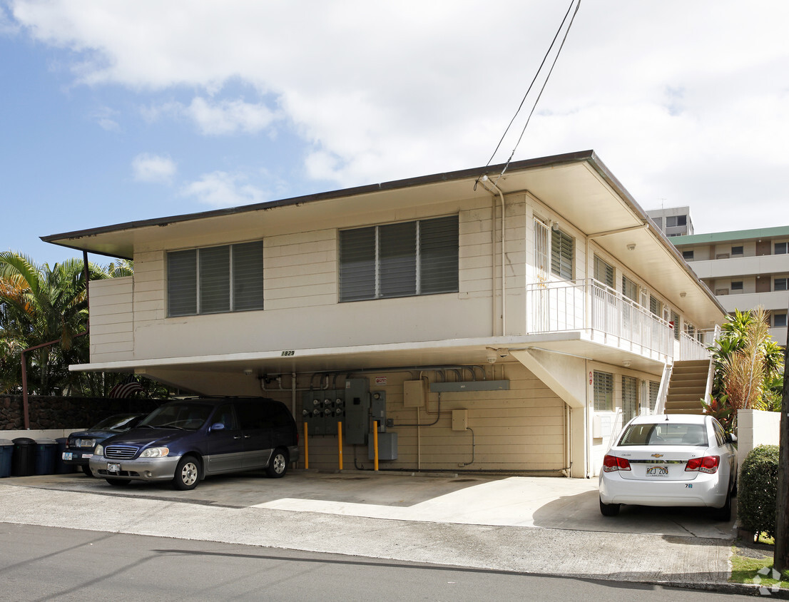 Primary Photo - 1829 Makiki St