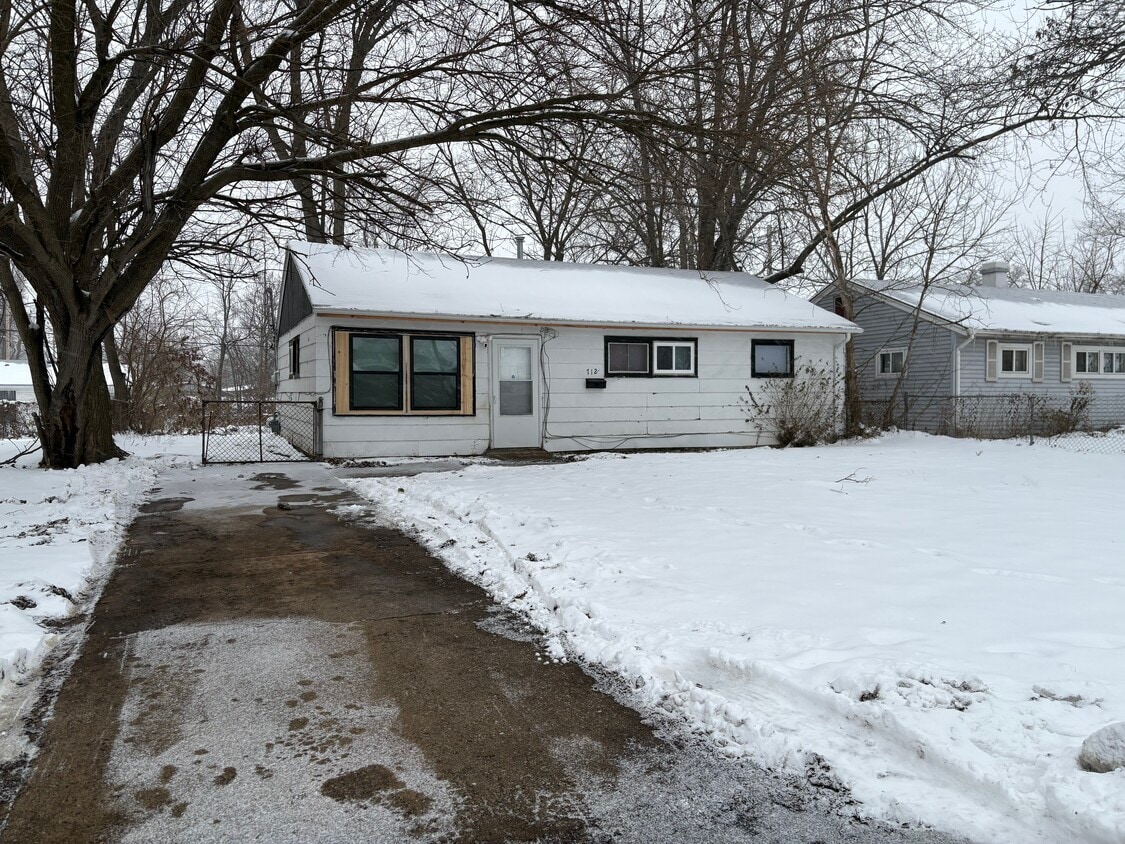 712 E. 49th Avenue - 712 E 49th Ave