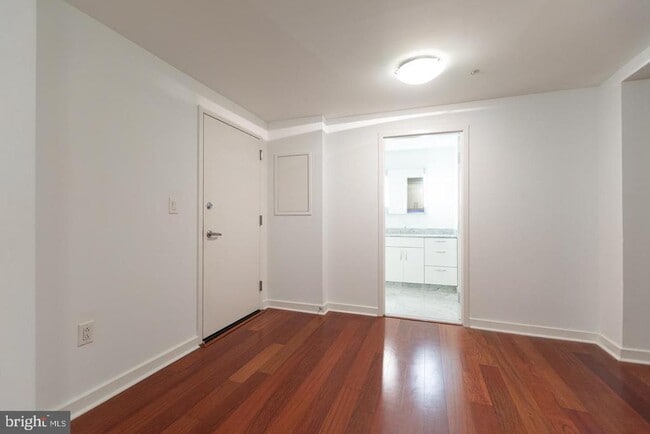 Foto del edificio - 219 S 18th St