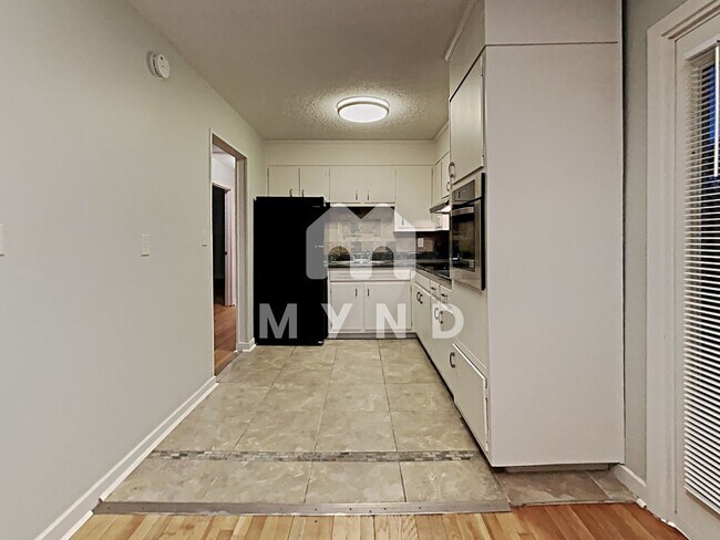Foto del edificio - 100 Green Springs Ave SW