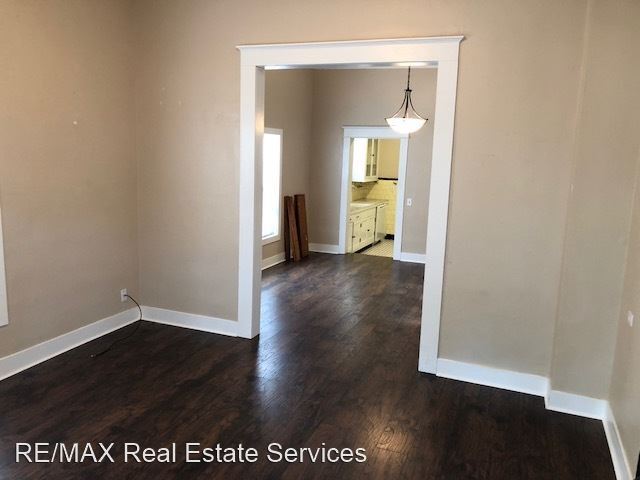Building Photo - 3 br, 1.5 bath House - 528 Wilkinson