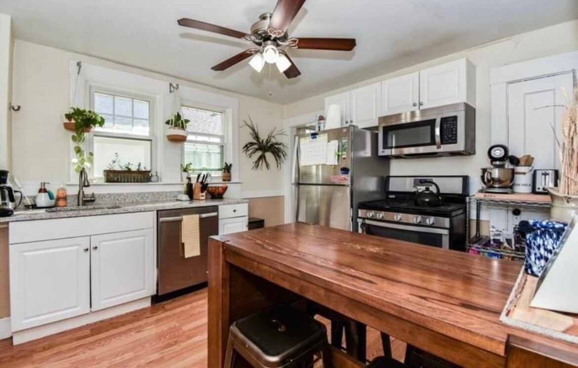 Kitchen - 100 Walnut St