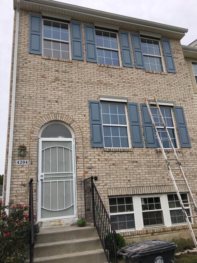 4204 Applegate Ln, SuitlandSilver Hill, MD 20746 Townhome Rentals in