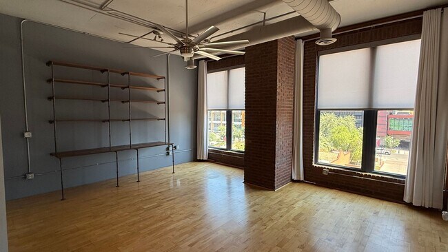 Foto del edificio - 21 E 6th St