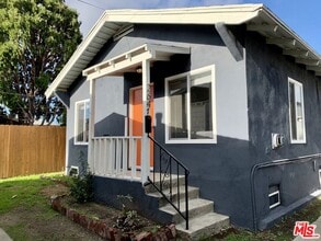Building Photo - 2647 Granada St