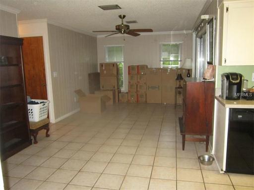 Building Photo - 302 Larkwood Dr