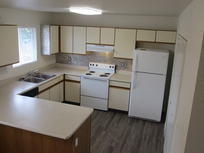 Foto del edificio - 2108 E 14th St