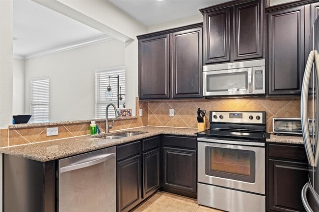 Photo - 6900 Carrington Lane Unit Townhome