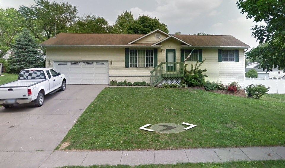 Primary Photo - 2609 Cambridge St