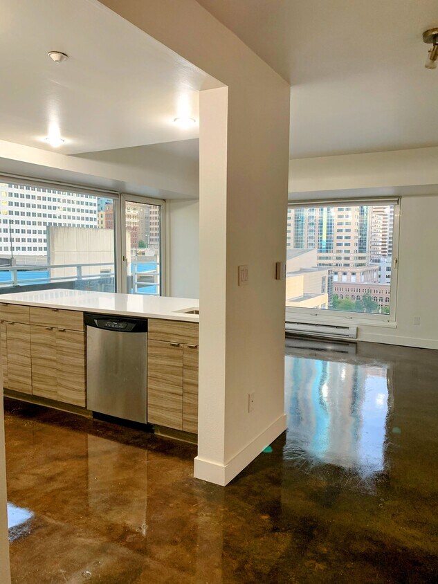 Foto principal - 1415 2nd Ave