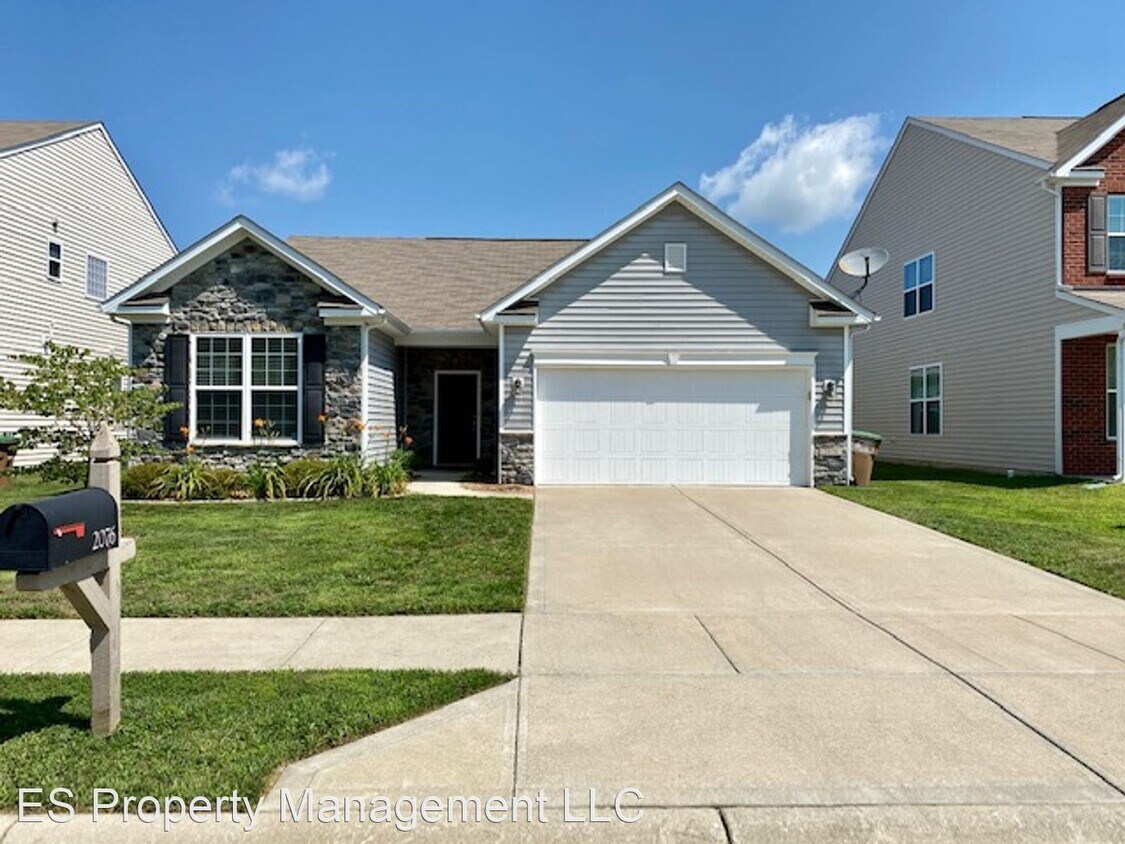 Primary Photo - 3 br, 2 bath House - 2076 Creek Bank Dr.