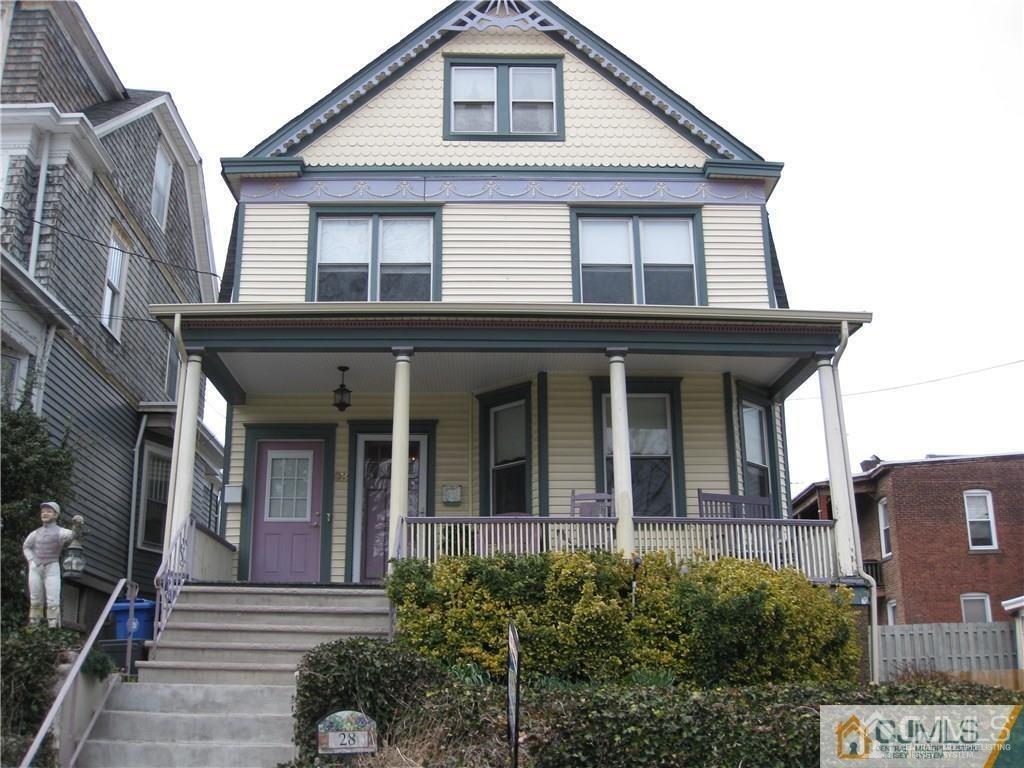 28 Gordon St, Perth Amboy, NJ 08861 Apartment for Rent in Perth Amboy