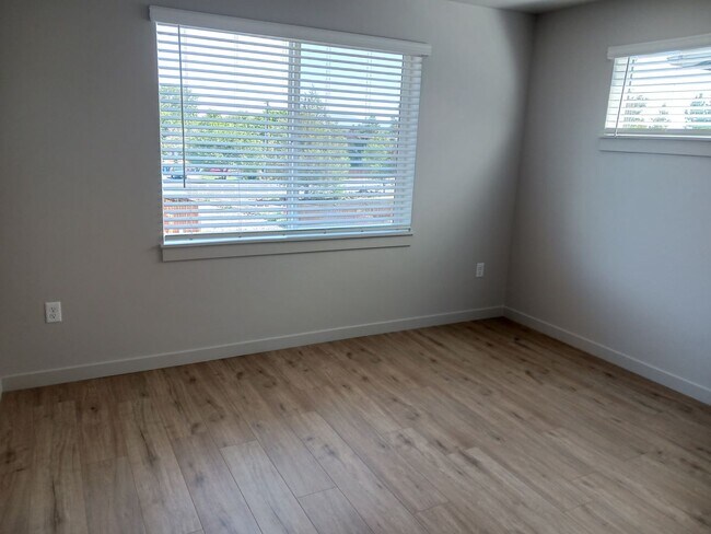 Foto del edificio - Brand New 3 Bedroom Townhouse