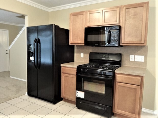 Foto del edificio - 8918 Farm Ridge Ln