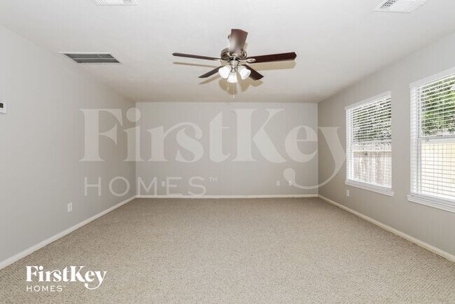Foto del edificio - 20311 Cherry Orchard Ln