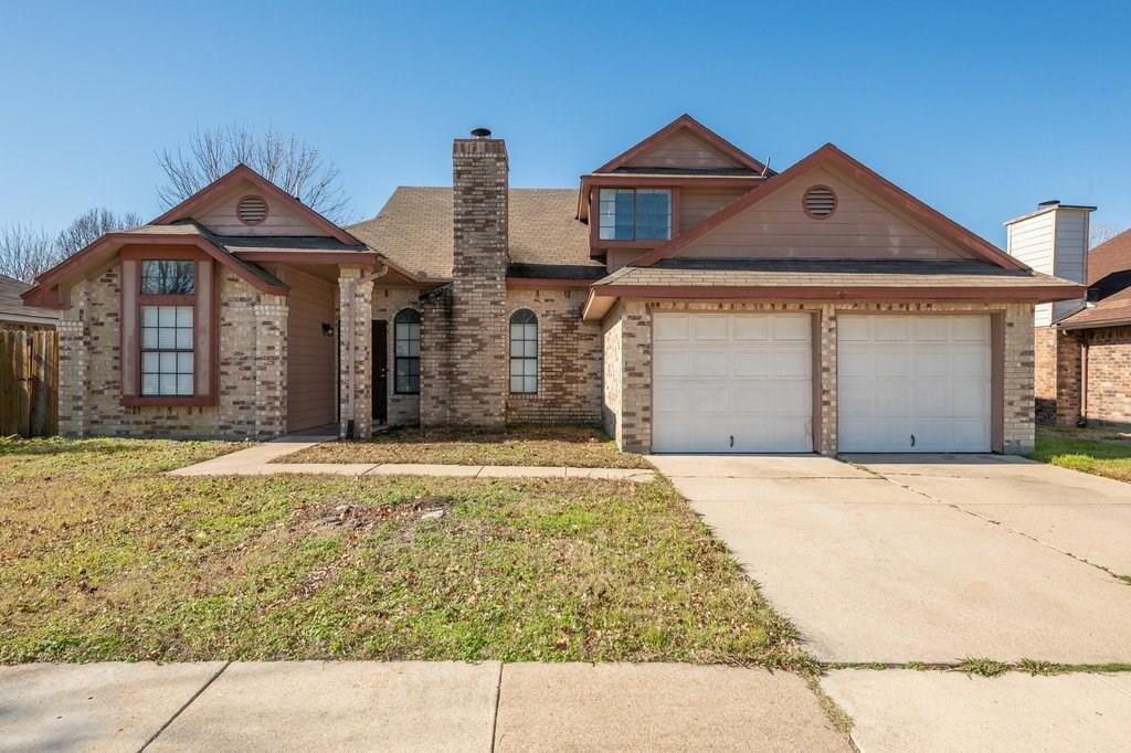 5104 Yaupon Dr, Arlington, TX 76018 House Rental in Arlington, TX