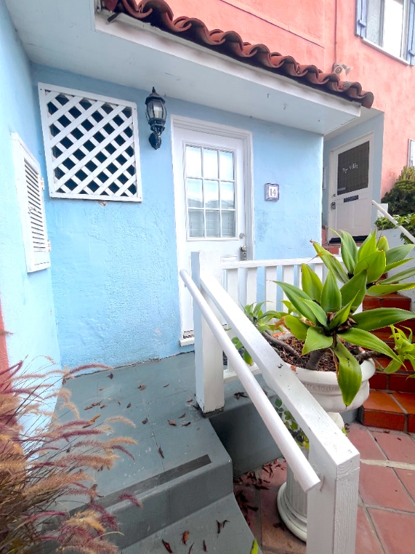 Photo - 212 N Coast Hwy Apartment