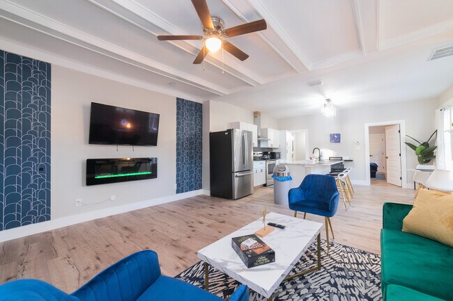 Building Photo - 1600 Washington Ave