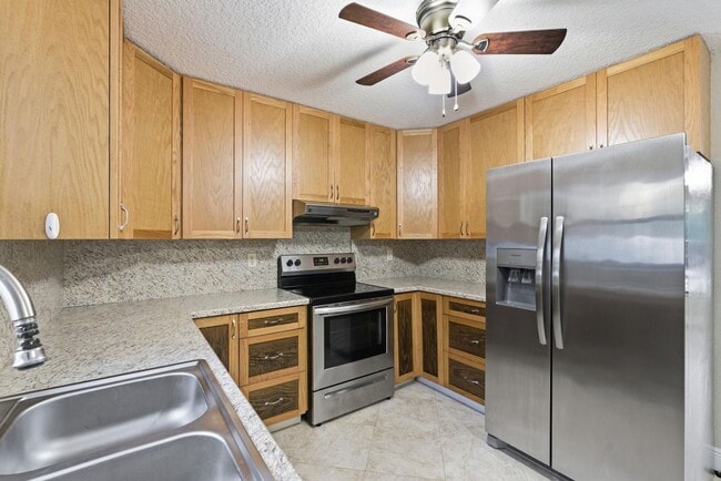 Photo - 2545 Conroy Dr House