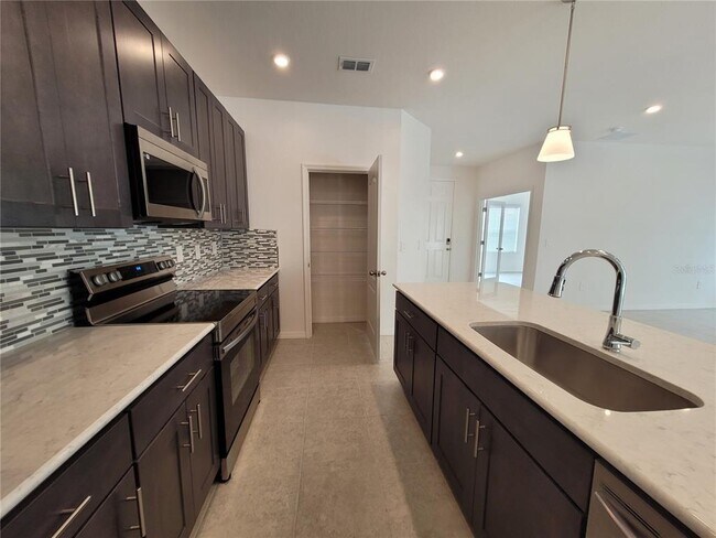 Building Photo - 26013 Ocelot Ln