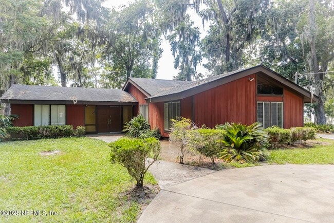 Building Photo - 3348 State Rd 13 N