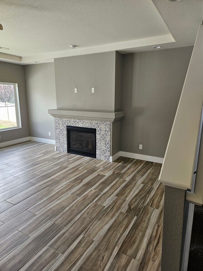 Building Photo - 3438 Mountainwood Ln