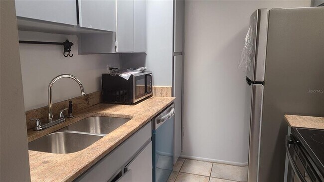 Foto del edificio - 4411 Shady Terrace Ln