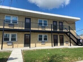 Building Photo - 5500 W 55th St