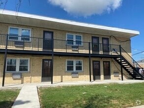 Building Photo - 5500 W 55th St