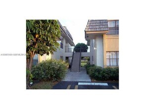 Building Photo - 11120 Royal Palm Blvd
