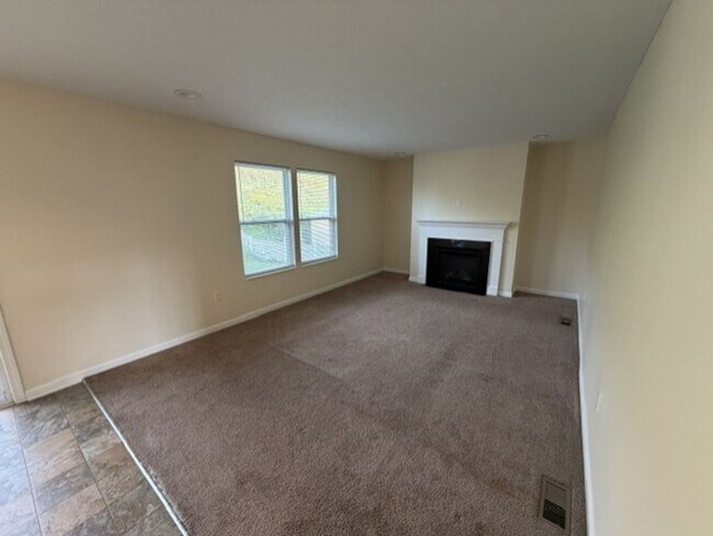 Foto del edificio - 422 Labrador Ln
