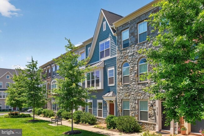 Building Photo - 5128 Ridgeview Retreat Dr