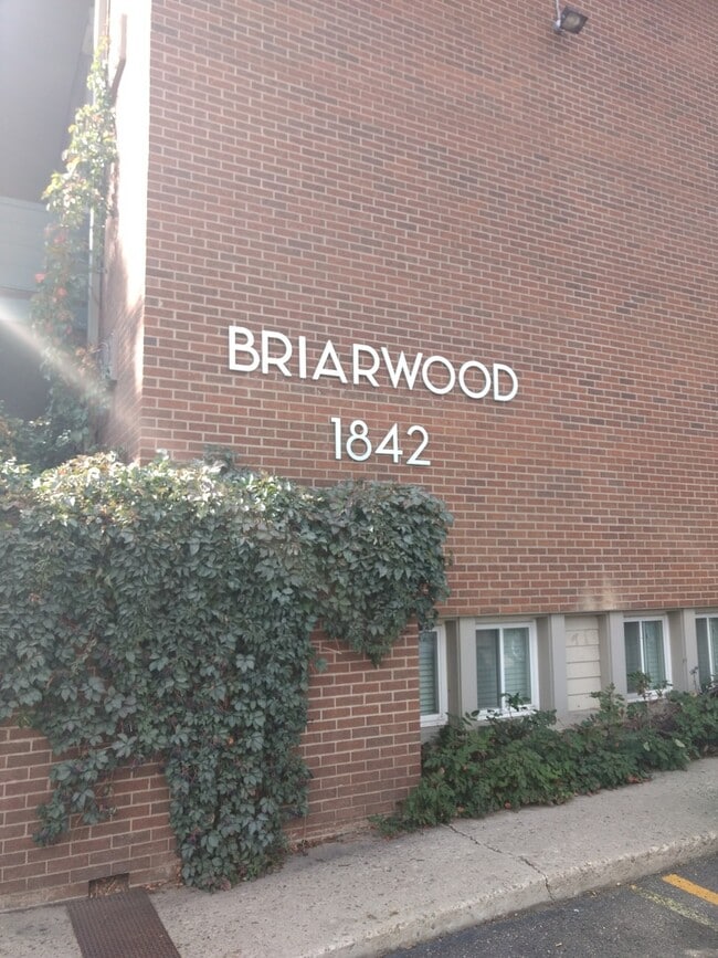 Cozy 1B/1B Condo off Canyon in Downtown Boulder - Available May 8! - Cozy 1B/1B Condo off Canyon in Downtown Boulder - Available May 8!