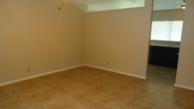 Building Photo - 7215 Glen Heights