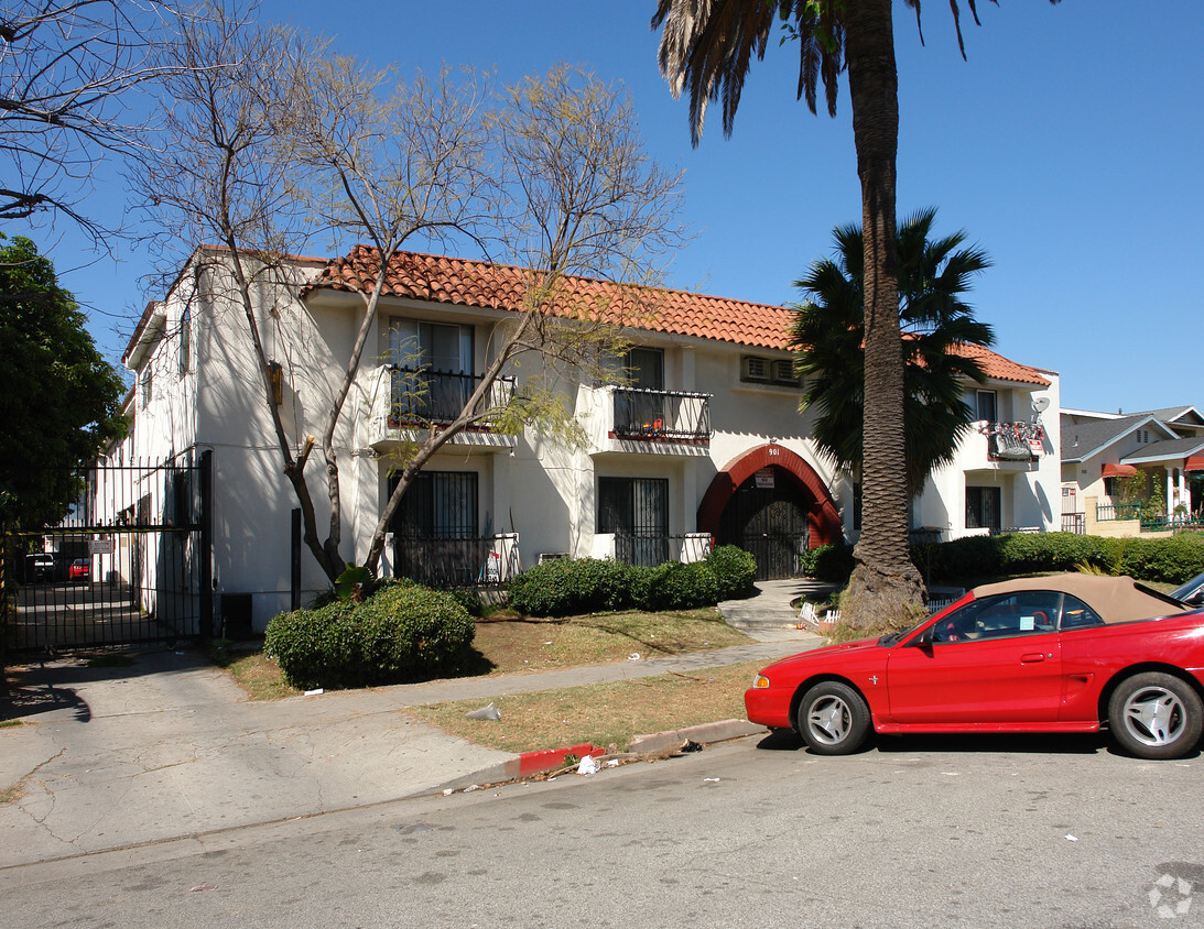 Building Photo - 901 Mariposa Apartments