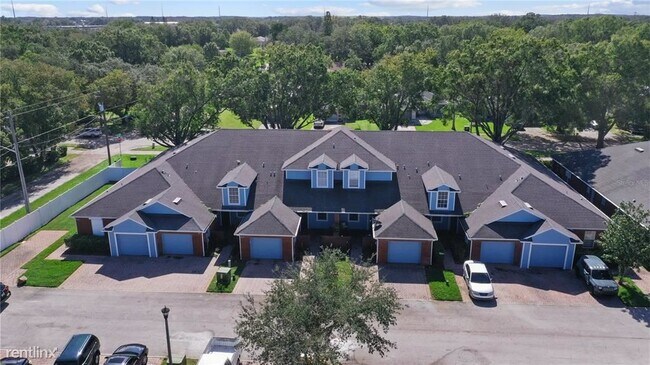 Building Photo - 3 br, 2 bath House - 3421 Home Town Lane