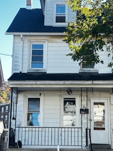 Primary Photo - 526 Selfridge St