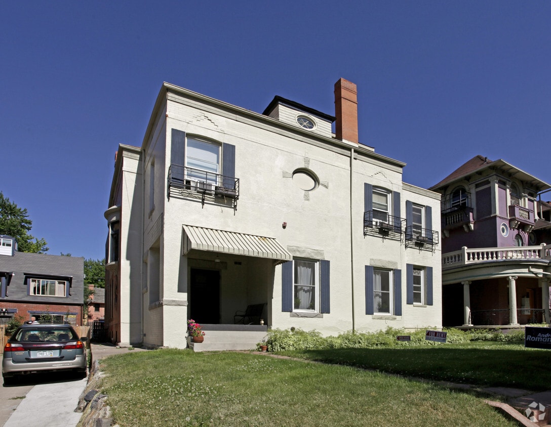 Building Photo - 1446 Detroit St
