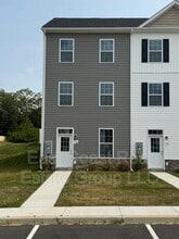 Building Photo - 56 Snowdrop Ct